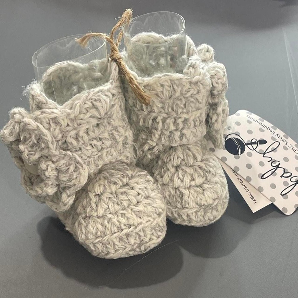 Gray Knitted Baby Booties for Newborn Flower Detail